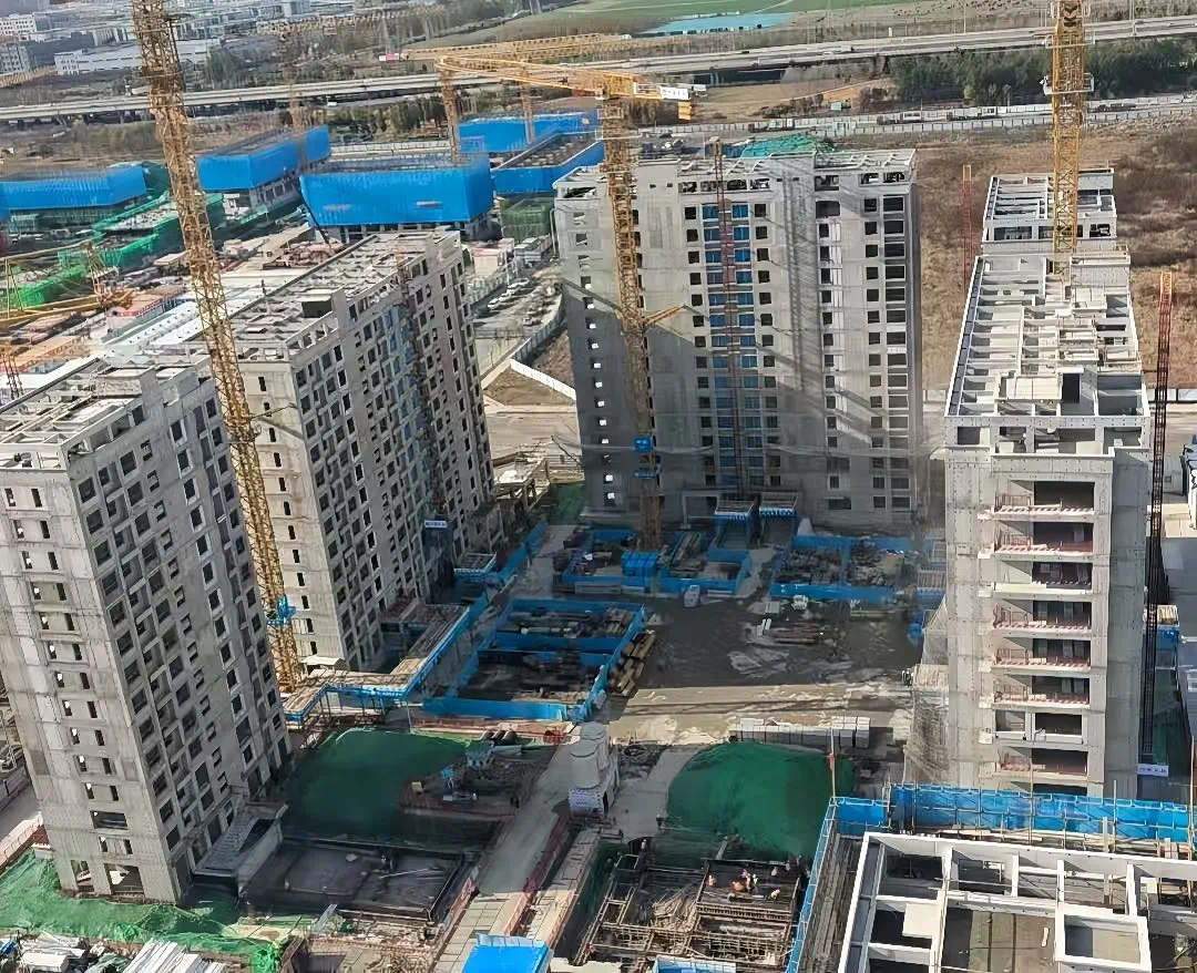 国际9393体育社区3号地块项目完成主体结构全面封顶